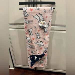 Peanuts Snoopy Valentine’s Throw Blanket - Pink and Navy Print